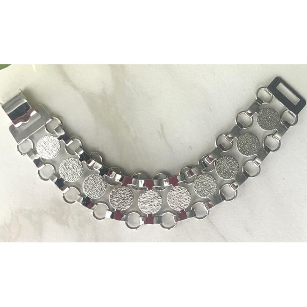 NOS Vtg 1974 DISCO-TEK Silvertone Bracelet Sarah Coventry
